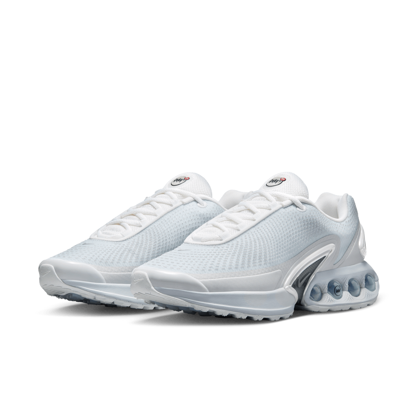 Shoe model in White Spa color